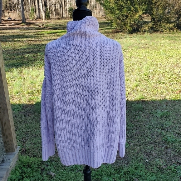 Victoria's Secret Sweater - Picture 5 of 7